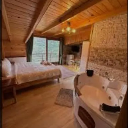 Hotel Grand Katravan Artvin
